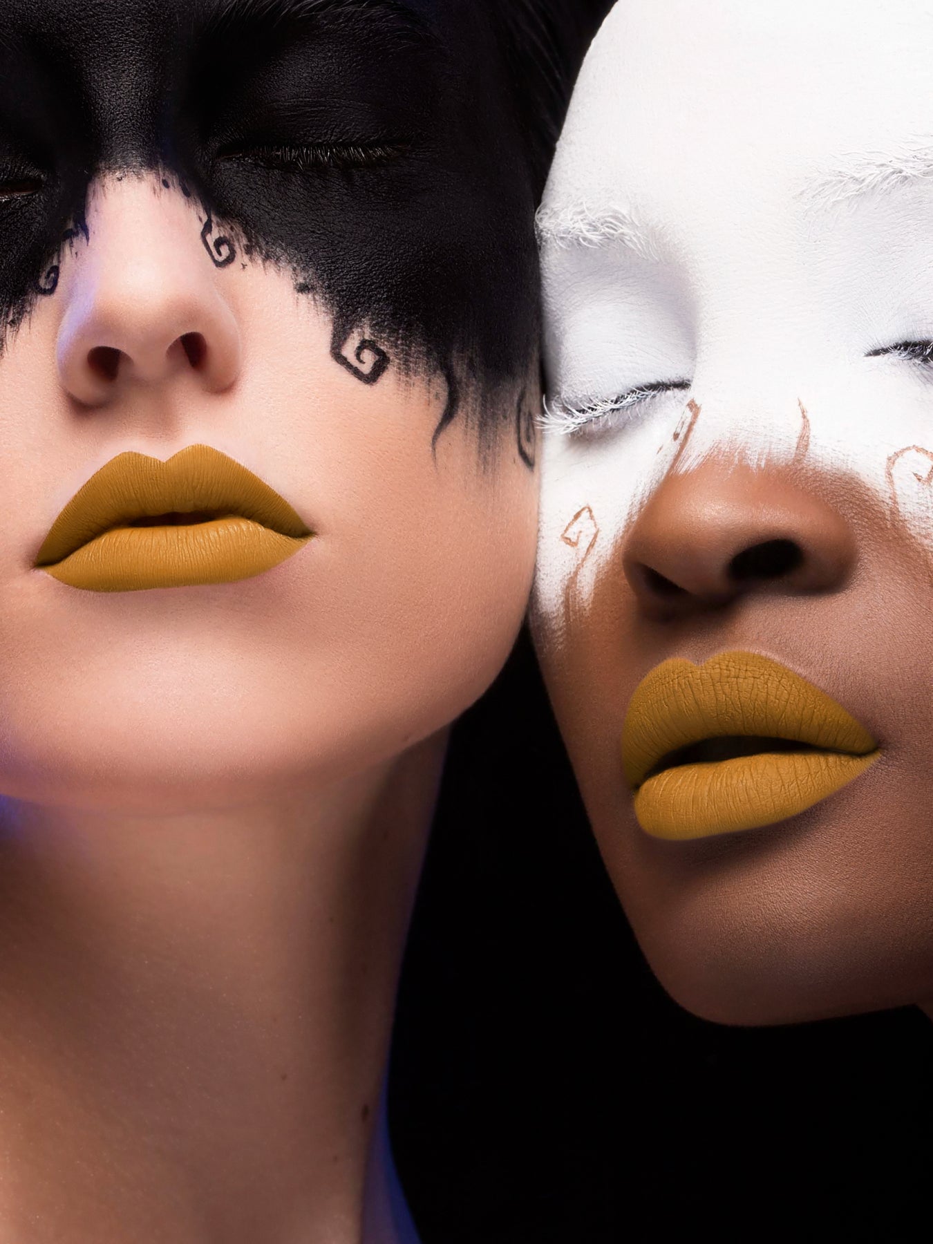 Gothic Makeup Lips – Black Moon Cosmetics